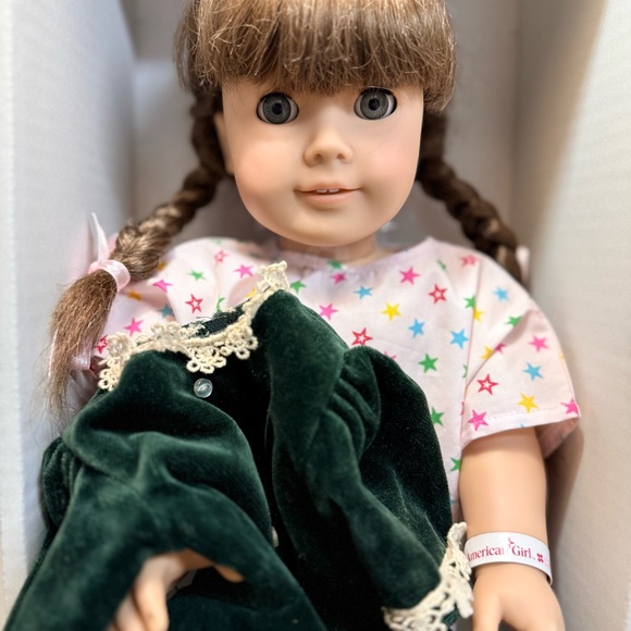 American Girl Molly McIntire Pleasant Company w/ Velvet Holiday Dress & Hospital - Picture 3 of 10